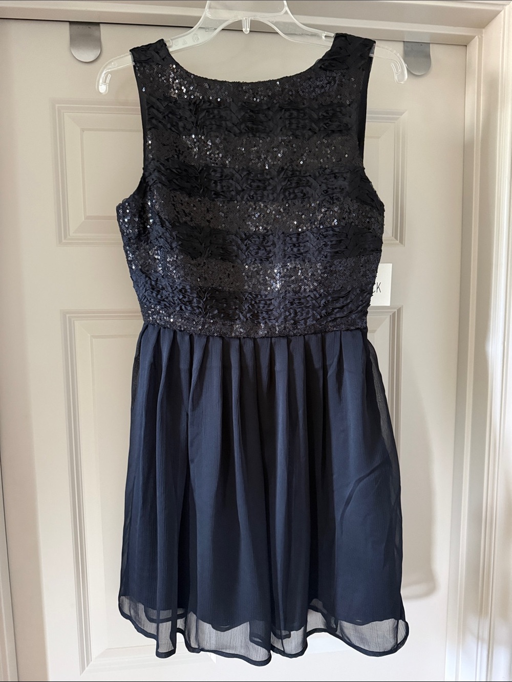 Jack Black Sleeveless Sequin Bodice Chiffon Skirt Dress 4 NWT